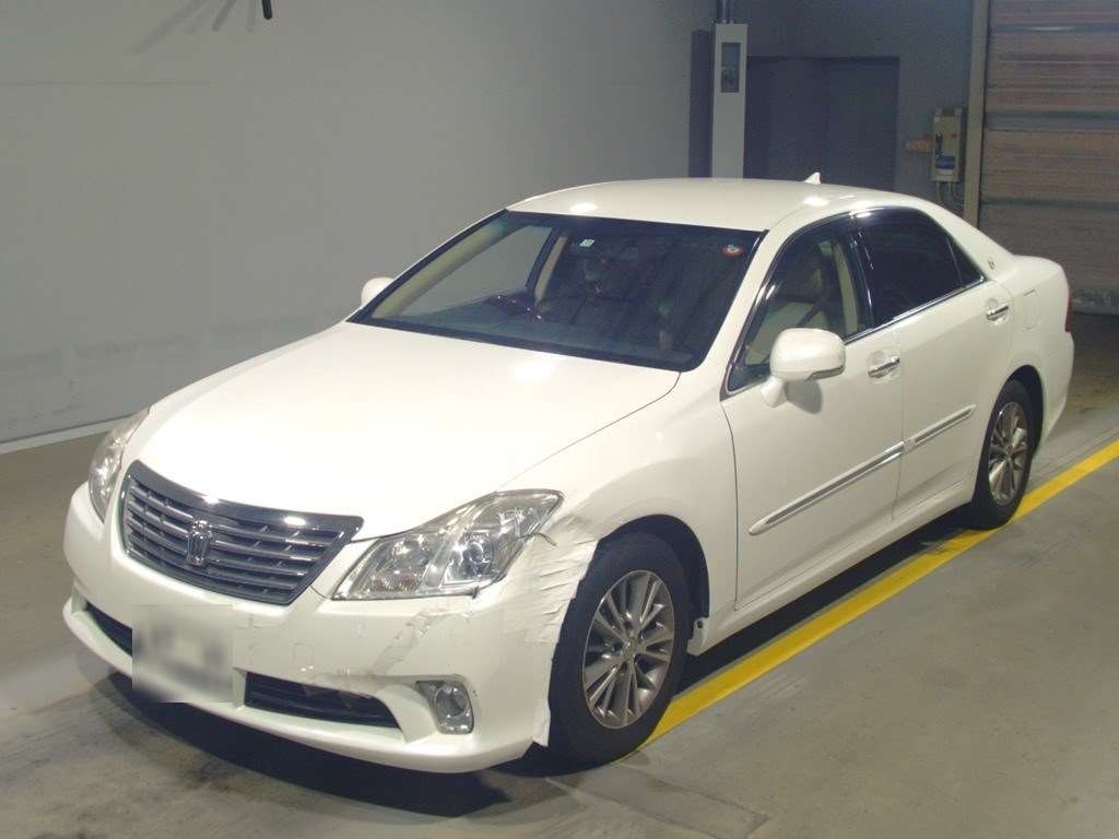 Toyota Crown 2010