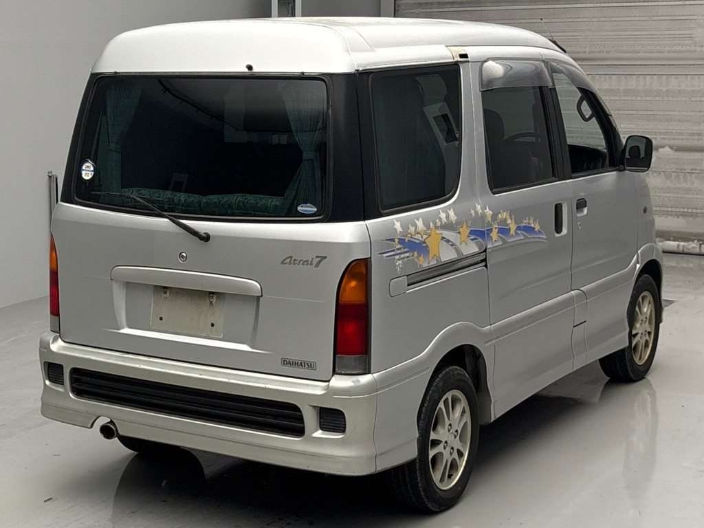 DAIHATSU ATRAI 7