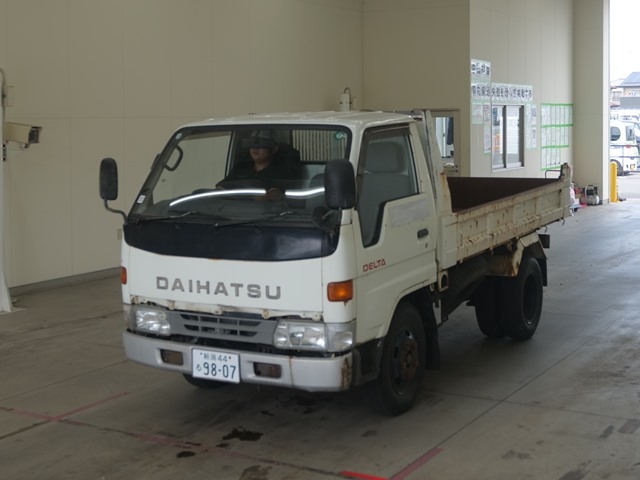 DAIHATSU DELTA DUMP