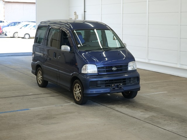 DAIHATSU ATRAI 7