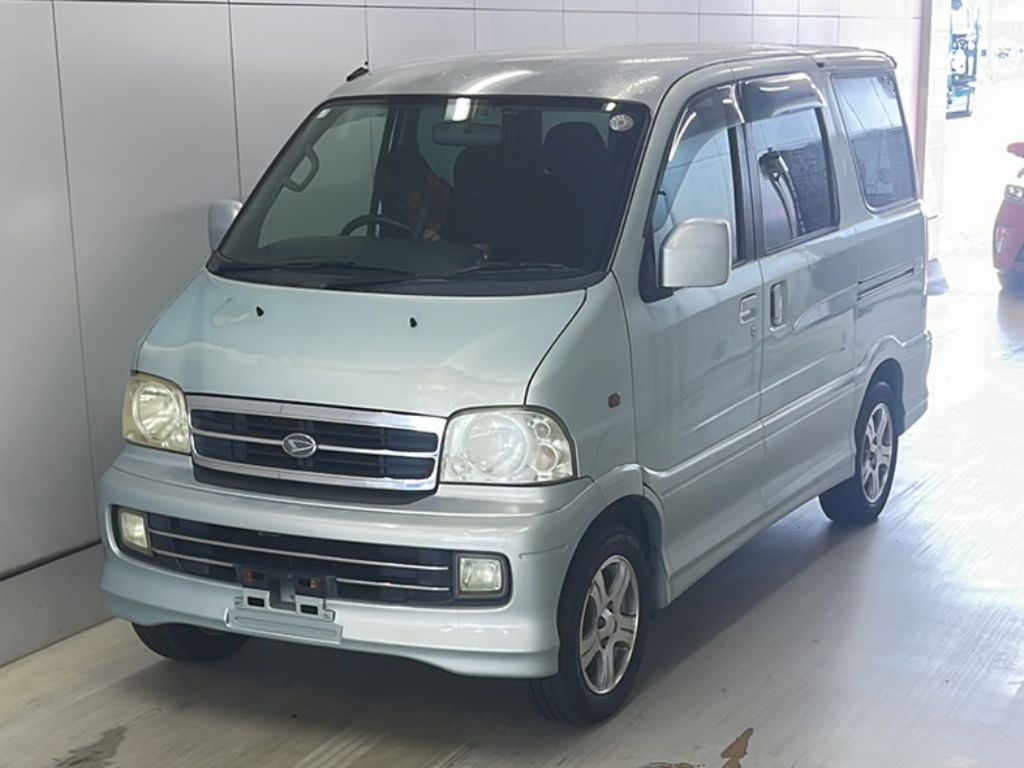 DAIHATSU ATRAI 7