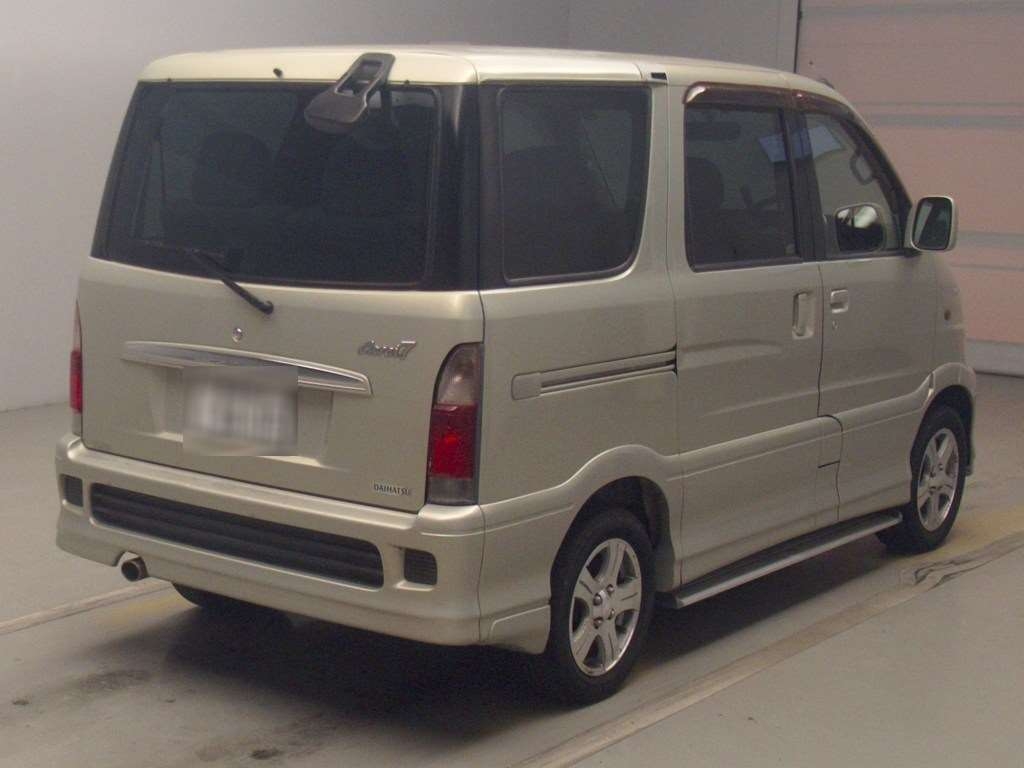 DAIHATSU ATRAI 7