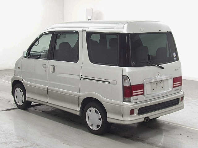 DAIHATSU ATRAI 7