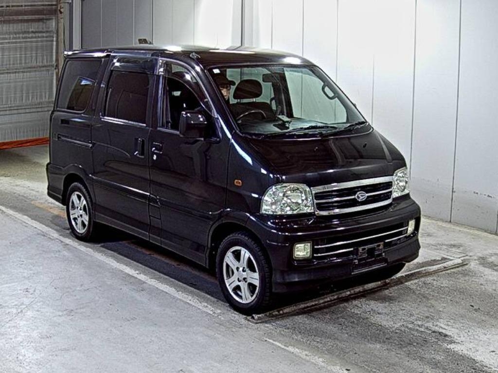 DAIHATSU ATRAI 7