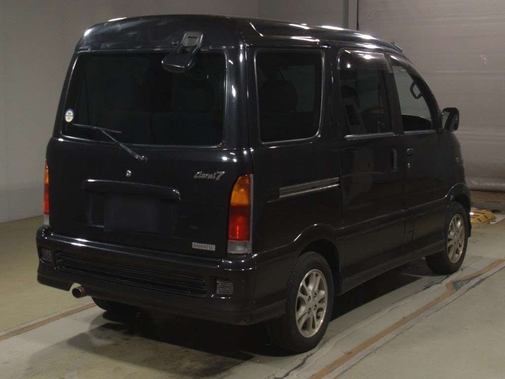 DAIHATSU ATRAI 7