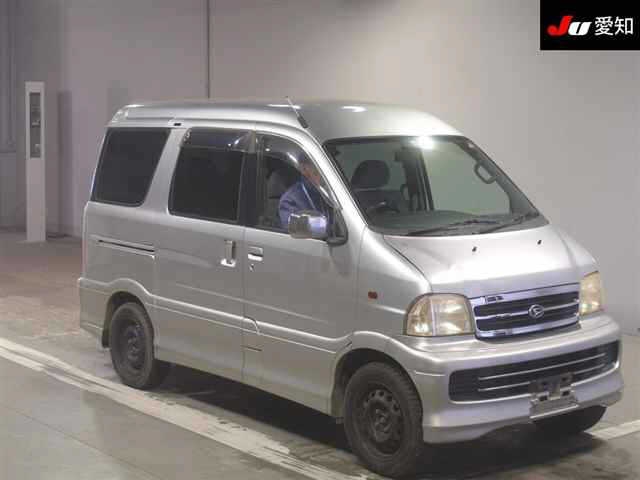 DAIHATSU ATRAI 7