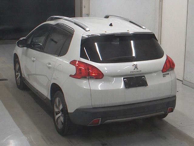 PEUGEOT 2008