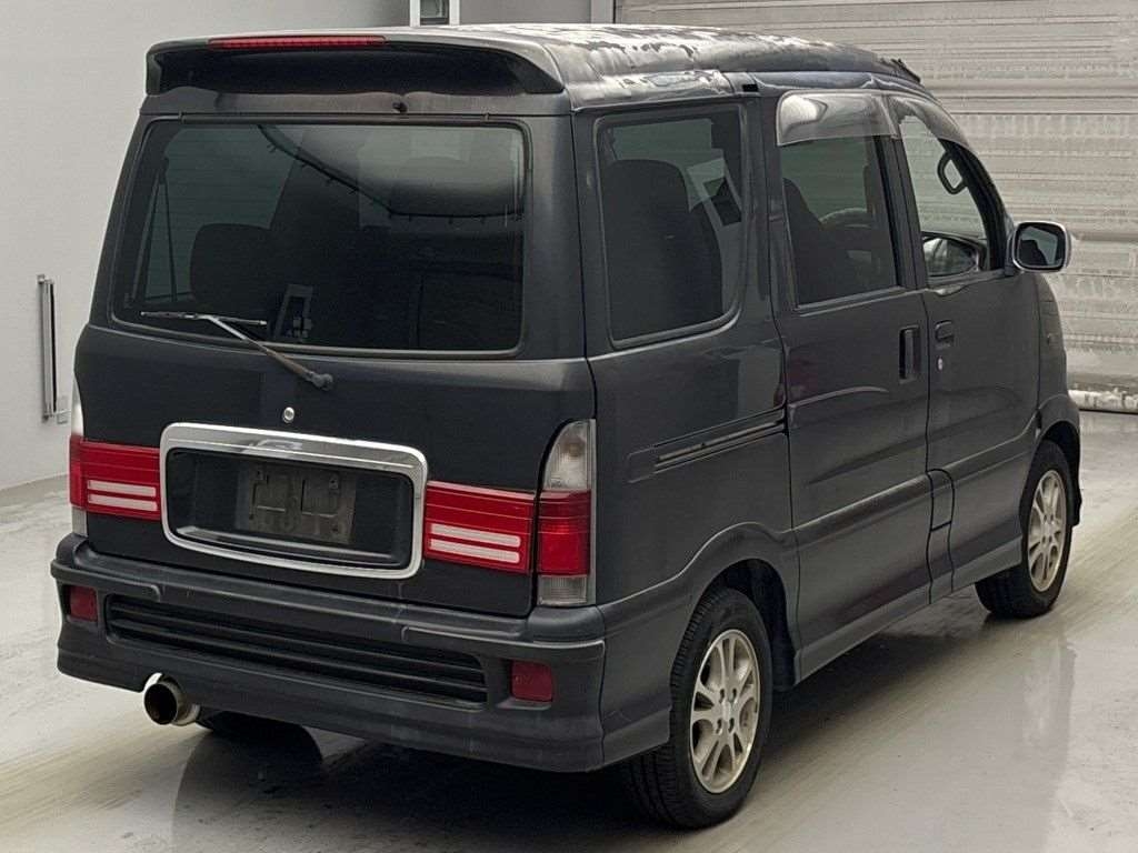 DAIHATSU ATRAI 7