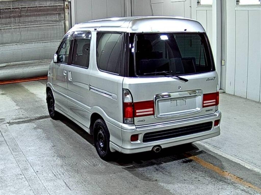 DAIHATSU ATRAI 7