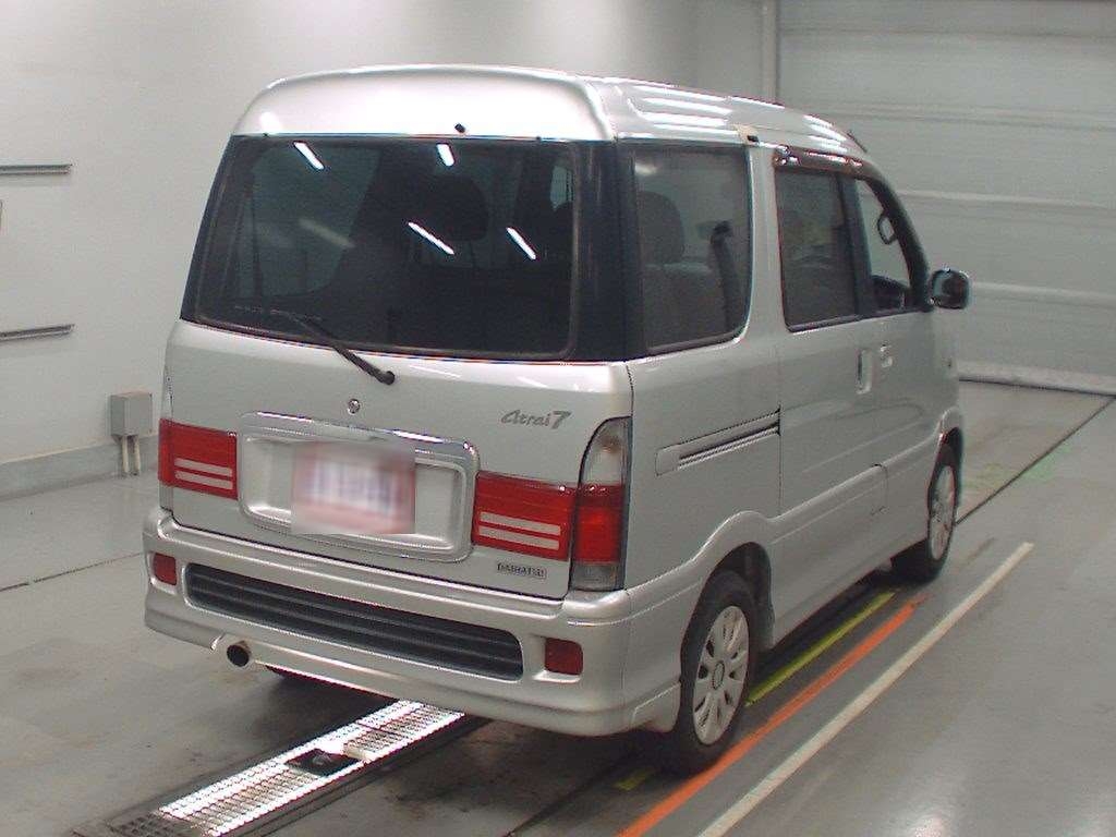 DAIHATSU ATRAI 7