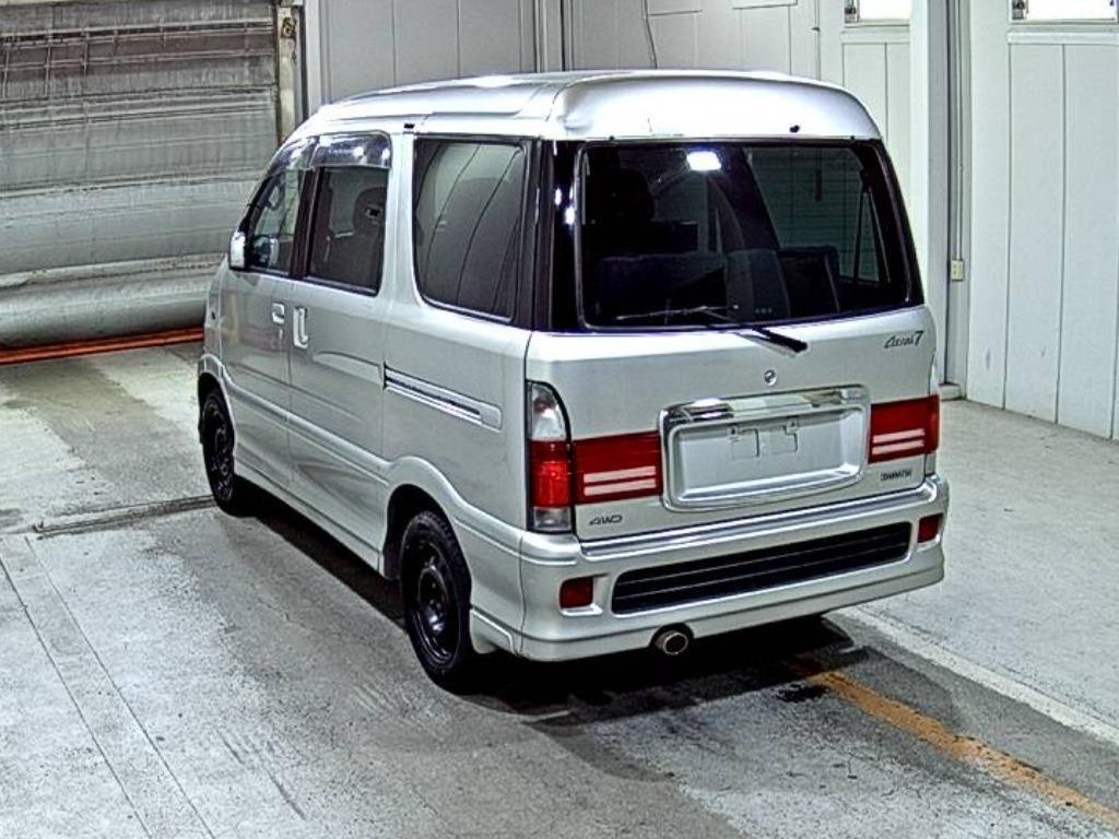 DAIHATSU ATRAI 7