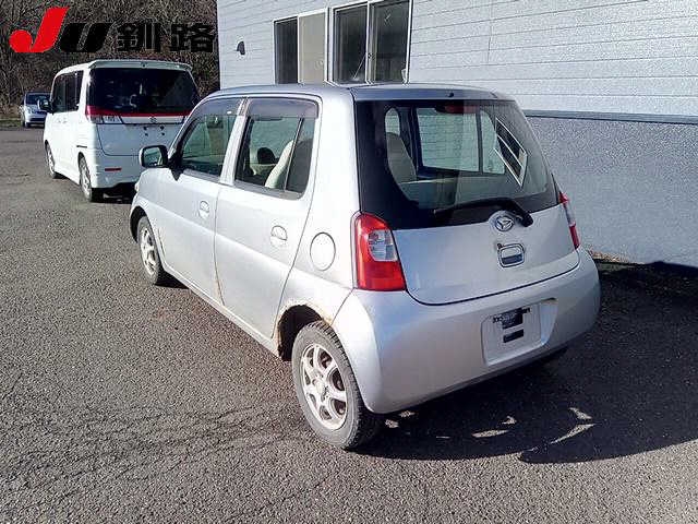 DAIHATSU ESSE