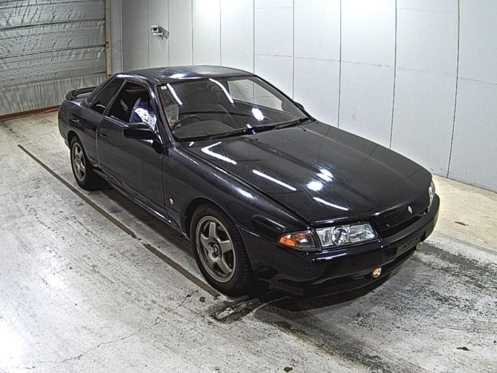 NISSAN SKYLINE