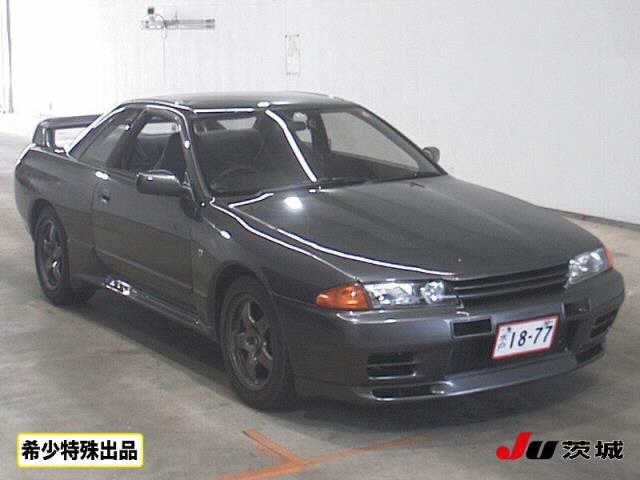 NISSAN SKYLINE