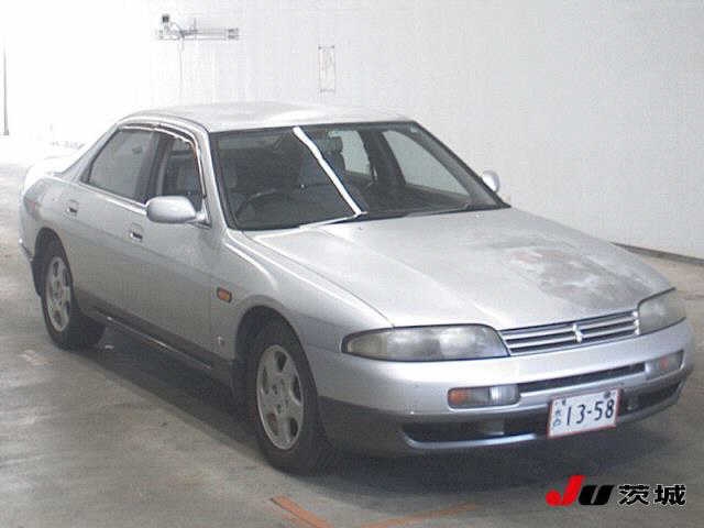 NISSAN SKYLINE