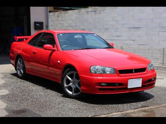 NISSAN SKYLINE
