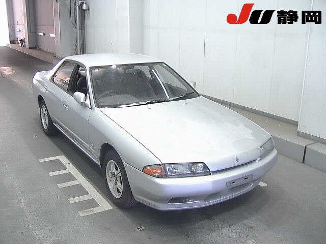 NISSAN SKYLINE