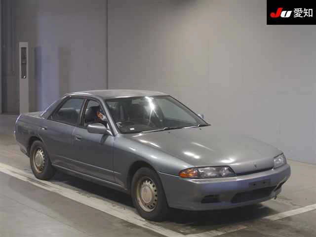 NISSAN SKYLINE