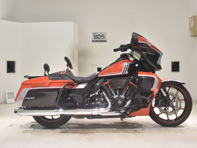 Harley-Davidson HARLEY FLHXSE1980CVO