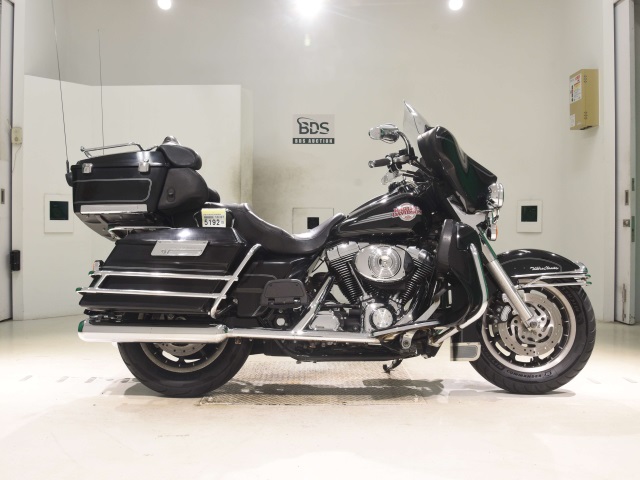 Harley-Davidson HARLEY FLHTCU1450