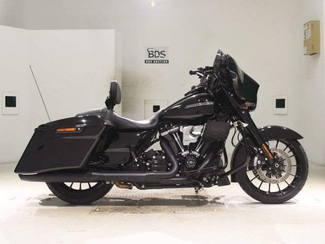 Harley-Davidson HARLEY FLHXS1870
