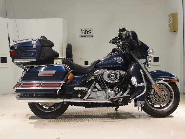 Harley-Davidson HARLEY FLHTCU1450