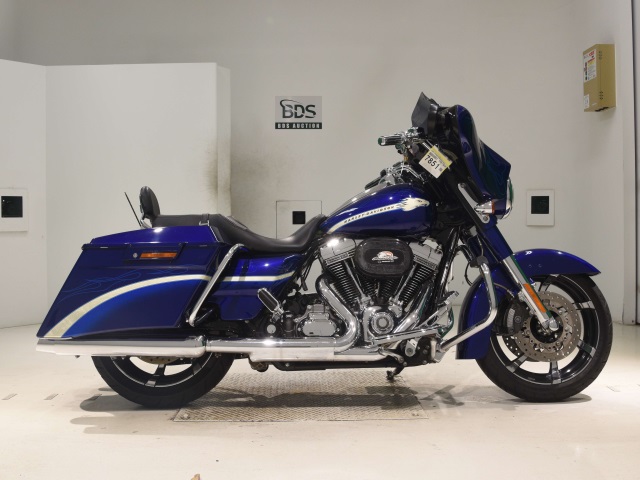 Harley-Davidson HARLEY FLHXSE1800CVO