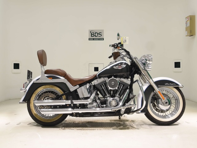 Harley-Davidson HARLEY FLSTN1580