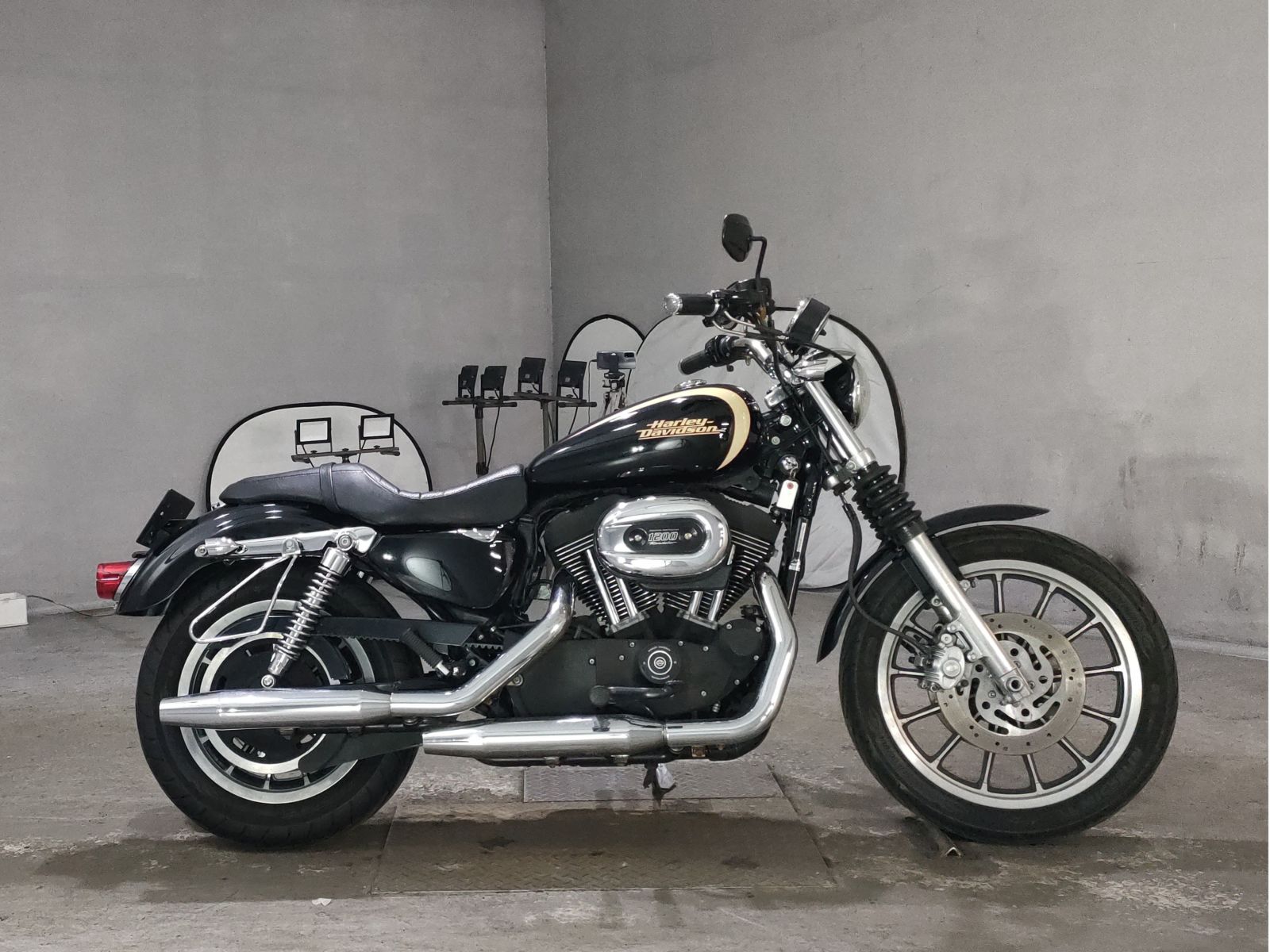 Harley-Davidson HARLEY XL1200R