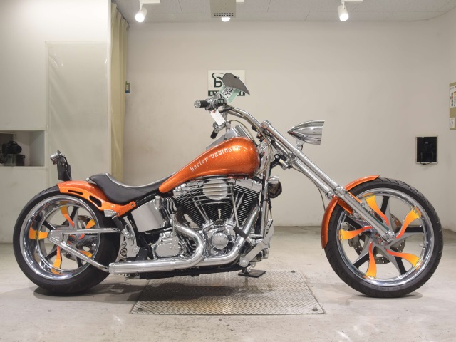 Harley-Davidson HARLEY FXSTC1580
