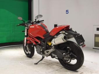 Ducati MONSTER 696  2008 года выпуска