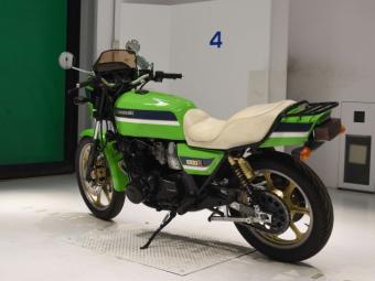 Kawasaki Z1000R KZT00R 2023 года выпуска