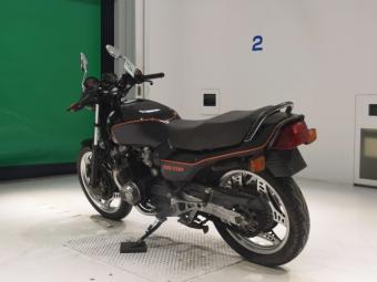Honda CBX 550 PC04 2023 года выпуска