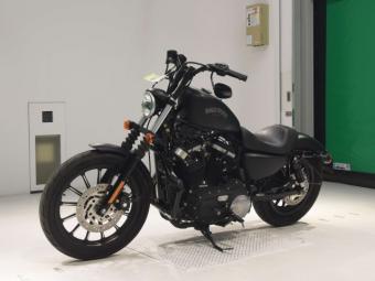 Harley-Davidson SPORTSTER XL883N  2013 года выпуска