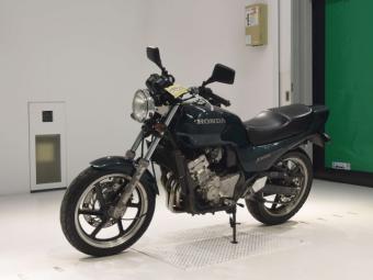 Honda CB 250 MC23 2010 года выпуска