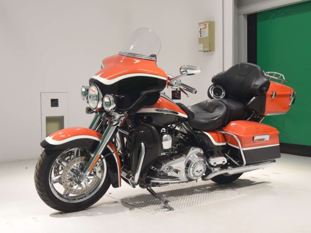 Harley-Davidson ELECTRA GLIDE ULTRA CLASSIC SE 1800 CVO  2013г. 20,757K
