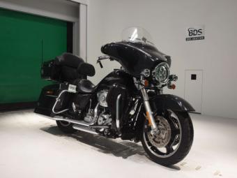 Harley-Davidson STREET GLIDE FLHX1690  2012 года выпуска