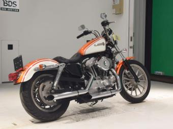 Harley-Davidson SPORTSTER XL883  2004 года выпуска