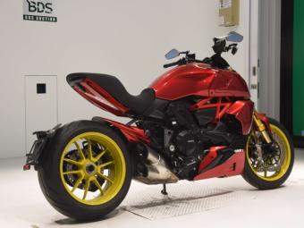 Ducati  DUCATI  DIAVEL 1260S  2021 года выпуска