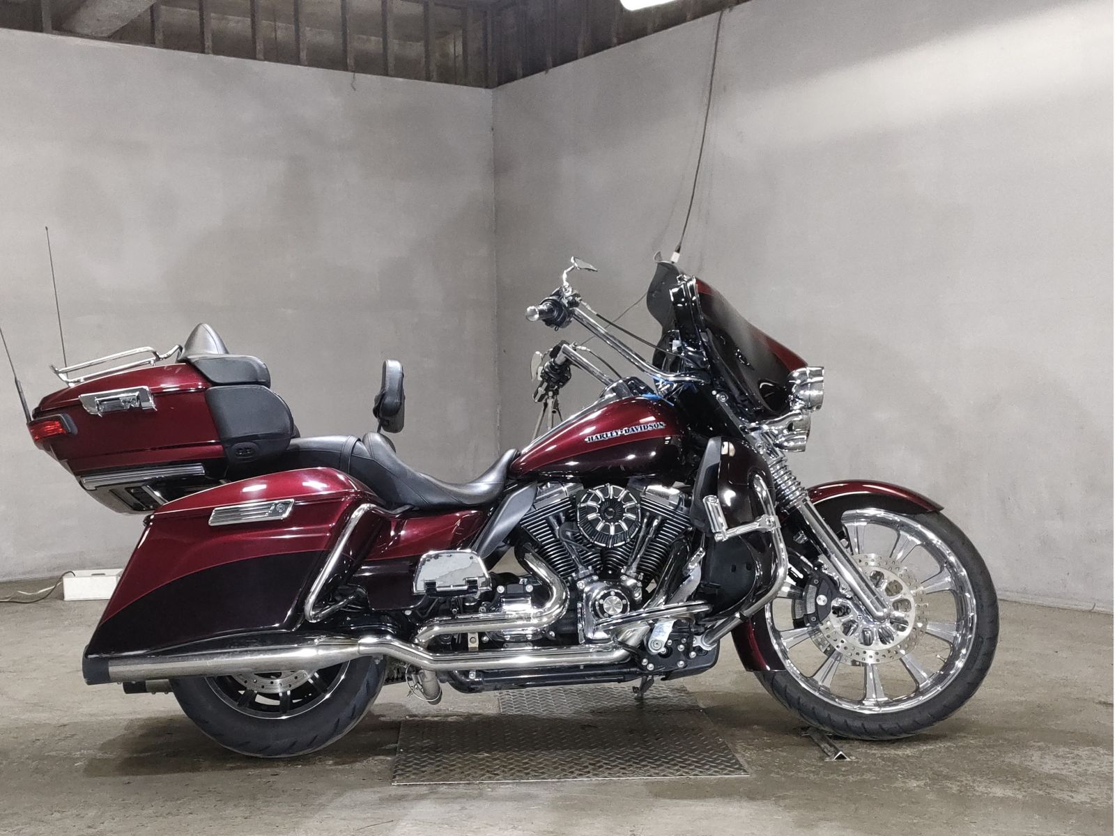Harley-Davidson ELECTRA GLIDE CLASSIC 1690 KEL - купить недорого