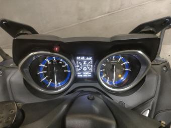 Yamaha T-MAX 530 SJ15J 2017 года выпуска