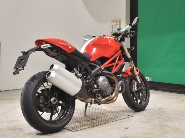 Ducati MONSTER 1100 EVO  2011г. 10,817K