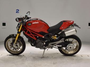 Ducati MONSTER 1100 S  2009 года выпуска