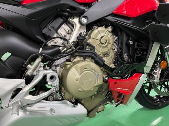 Ducati  DUCATI  STREET  FIGHTER V4 1F00 2021 года выпуска