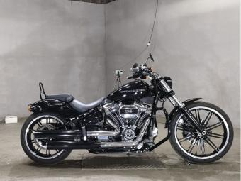 Harley-Davidson  HARLEY FXBRS1870 YHK 2018 года выпуска