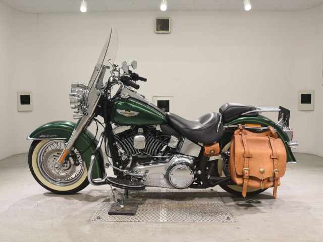 Harley-Davidson SOFTAIL DELUXE FLSTN1580  2013г. 19,835K