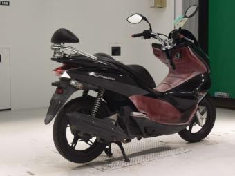 Honda PCX 150  2012 года выпуска