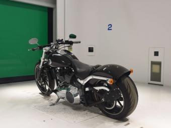 Harley-Davidson SOFTAIL BREAKOUT  2014 года выпуска