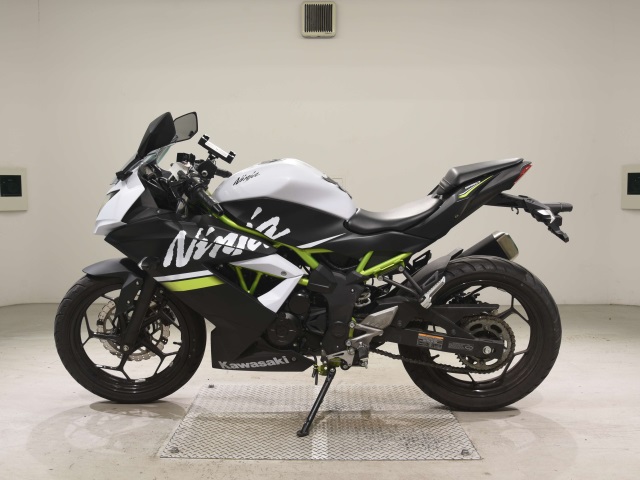 Kawasaki NINJA 250 SL  - купить недорого