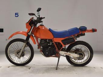 Honda XLX 250 R MD08  года выпуска